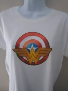 WONDER WOMAN WOMENS T-SHIRT SIZE LARGE NEW - Picture 1 of 4