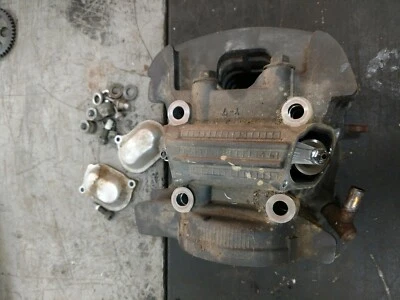 Yamaha V Star 650 XVS65V 2006 conjunto de culata 4XP-11101-20-00 RW2936 Foto 1 de 4