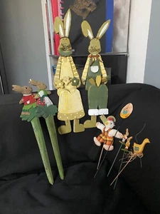 Osterhase Osterdeko Hase Blumenstecker Kantenhocker Holzfigur - Bild 1 von 6