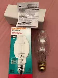 NEW Sylvania 250w Metal Halide BT28 for M58 ballast - 5 available $50 for ALL - Picture 1 of 3
