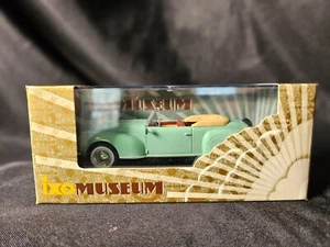 ixo 1939 Lincoln Continental 1:43 Scale Inv. #3808 - Picture 1 of 4