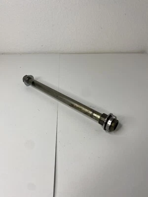 Yamaha YZF R1 2009-2014 brazo oscilante eje perno marco conector pivote basculante OEM Foto 1 de 4