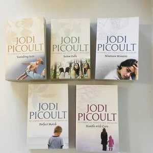 Jodi Picoult lot x 5 women's fiction - Picture 1 of 6