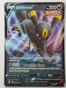 Umbreon V 094/203 Holo Ultra Rare SWSH07: Evolving Skies NM English Pokemon Card - Picture 1 of 2