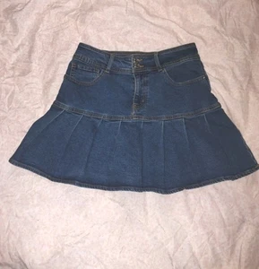 Wild Fable Denim Skirt Women's Size 10 Pleated 90s Vibe Short Blue Jean Skirt - Picture 1 of 5