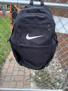 Nike Black Elemental Backpack 26L - Picture 1 of 9
