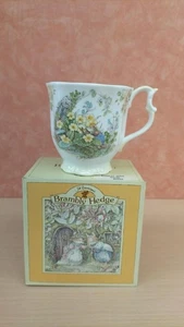 Mug Royal Doulton Blanc Blue Hedge Spring - Picture 1 of 20