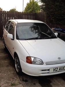 1998 White Toyota Starlet EP91 na 1332cc - Picture 1 of 6