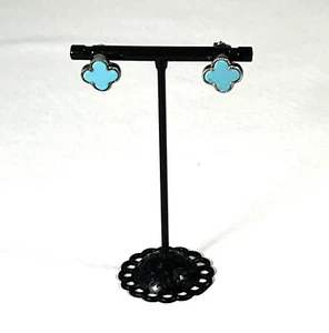 JJE004 Stud Earrings Turquoise & Silver Clover Leaf - Picture 1 of 1