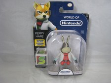 WORLD OF NINTENDO PEPPY HARE STAR FOX TOY WITH AN ACCESSORY INCLUDED NIB JAKKS