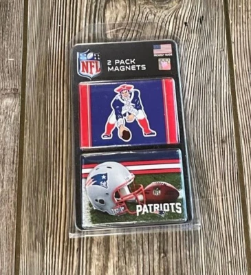 Brand New in Package New England Patriots 2 Pack of Team Logo Magnets - Image 1 of 2