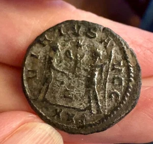 Carus "Silvered" (AD 282-283) AE Antoninianus - Picture 1 of 2