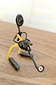 Vintage Metal Wire Golfer Figure Art 2.75" miniature - Picture 1 of 8