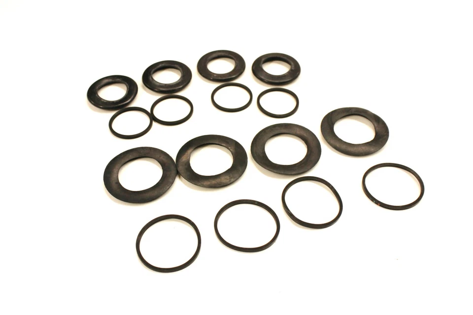 КОМПЛЕКТЫ ДЛЯ РЕМОНТА ПЕРЕДНИХ И ЗАДНИХ СУППОРТОВ (КОМПЛЕКТЫ ОСЕЙ) DAIMLER SP 250 (DART) - Изображение 1 из 1