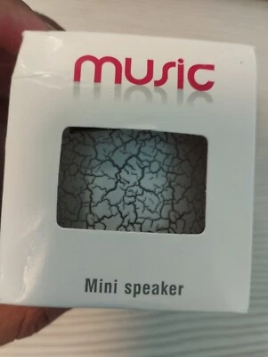 Mini cassa altoparlante bluetooth  - Immagine 1 di 4