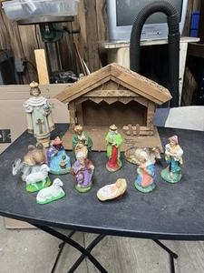 Christmas Nativity Set 14 Pcs and Stable-Vintage- Made in West Germany - Picture 1 of 9
