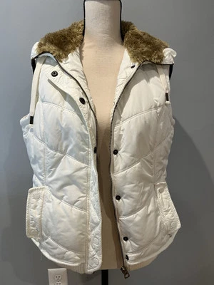 American Eagle Women’s White Quilted Puffer Vest W/Faux Fur Hood Size L - Изображение 1 из 4