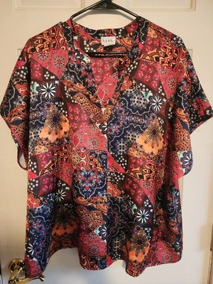 Blusa Top Nicole Miller Sedosa Multicolor Floral Cuadrada Floral Cuello en V 3x Plus Foto 1 de 4