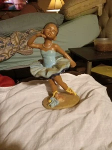 Afroamerikanische Ballerina Mädchen Puppe - Bild 1 von 4