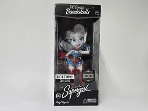 DC Bombshells SUPERGIRL Vinyl Figure NOIR EDITION Hot Topic Exclusive New NIB - Picture 1 of 14