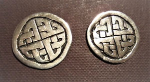 Ohrstecker, 925er Silber, keltischer Knoten, teilw. geschwärzt - Picture 1 of 1