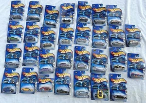 Lote Mixto de 30 Hot Wheels Primeras Ediciones, Nuevo en Pack - Imagen 1 de 10