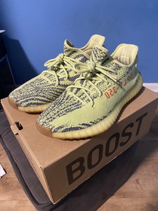 Yeezy Boost 350 V2 Semi Frozen Yellow 