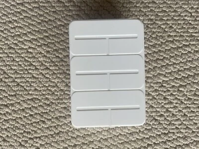 20 世纪 90 年代复古独特 Clinique 塑料化妆品存储容器白色盒装 — 第 1/4 张图片