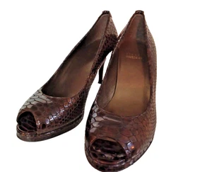 Stuart Weitzman Snake Leather Chocolate Shoes. Size 7 au Brand New. - Picture 1 of 7