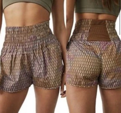 Pantalones Cortos Free People FP Movement Way Home Nuevos sin Etiquetas en Buti Bayan Tree Combo | Talla XS. Foto 1 de 4