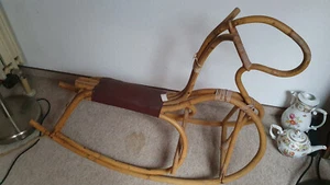 Schönes altes Schaukelpferd aus Bambus. 1950s Design? - Bild 1 von 6