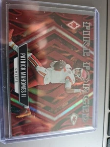 2023 Phoenix Football Fire Forged Patrick Mahomes II ROT #121/199 KC Häuptlinge - Bild 1 von 2