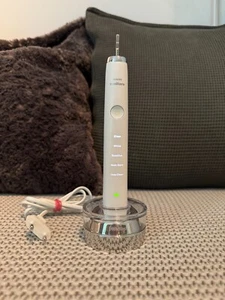Philips Sonicare DiamondClean 9000 (HX939W) - Elektrische Schall-Zahnbürste - Bild 1 von 10