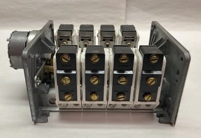 Cramer, tipo 540, interruptor temporizador 6 polos Foto 1 de 4