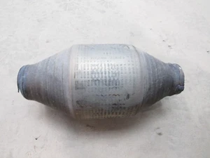 Scrap Metal 4.6L Left Driver Exhaust Catalytic Converter 13-17 * - Picture 1 of 11