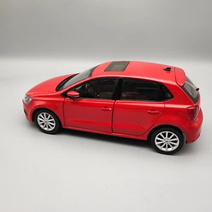 Auto per hobbisti Volkswagen VW Polo 5 tipo 6R di Shanghai Volkswagen scala 1:18 - Foto 1 di 15