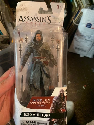 New box damage McFarlane Toys Assassins Creed Series 3 Ezio Auditore 5” Figure Cover