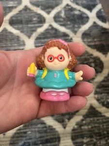 Mattel Little People Maggie School Girl 2001 Replacement Red/Brown Curly Hair - Picture 1 of 8