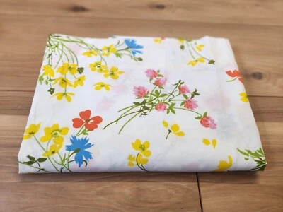 Fieldcrest Vintage Twin Flat Sheet & Standard Pillowcase Set "Fragrance" Floral  - Image 1 of 4