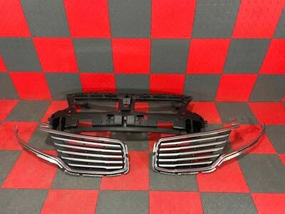 15-18 Lincoln MKC Front Grille Assembly Kit Driver/Passenger Grilles/Mount Panel - Image 1 of 4