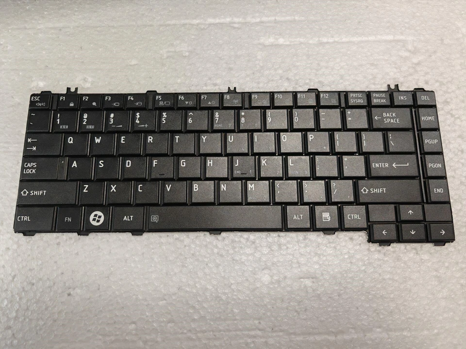 Nuevo teclado para Toshiba Satellit C600 C600D C645 L600 L600D L630 L640 L645 Foto 1 de 1