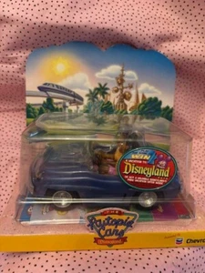 The Chevron Cars Autopia Cars Disneyland Retired - Stickers & Postcard 2000 NEW - Picture 1 of 4