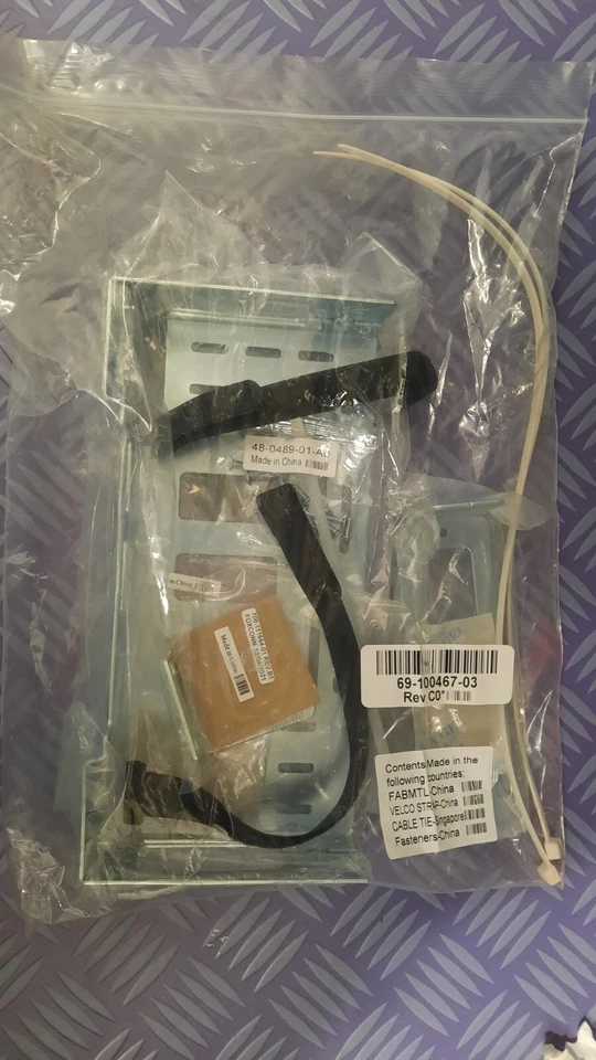 Cisco ACS-1100-RM-19 serie 1100 kit montaggio a rack 19 - Immagine 1 di 1