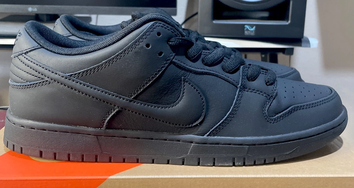 Nike SB Dunk Low Pro Black for Sale - Authenticity Guaranteed - eBay