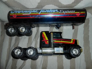 Vintage Nylint Overnight Tanker Express & Kenworth Black Semi Truck - Picture 1 of 12
