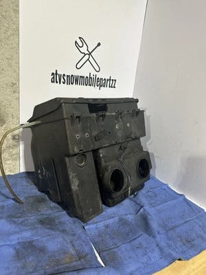 Arctic Cat Mountain Cat ZR 800 EFI 2002-2003 OEM воздушный глушитель коробка в сборе 0770-575 - Изображение 1 из 4