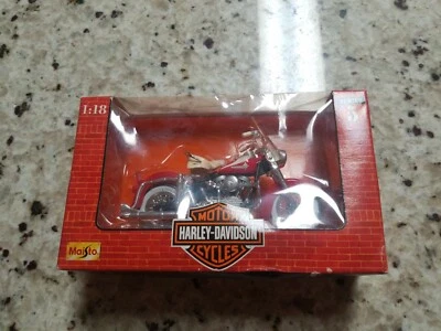 Harley Davidson 1962 FLH Duo Glide Maisto 1/18 diecast motocicleta equipamiento desgaste  Foto 1 de 4