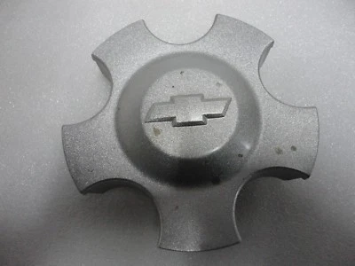 Tapa central de rueda Chevrolet Malibu Monte Carlo Impala 2004-2005-2006 9596356 #25A Foto 1 de 4