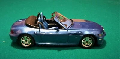 MODELLINO BMW Z3  BLU GRANDE CM 17 SCALA 1:24 BURAGO - Immagine 1 di 4
