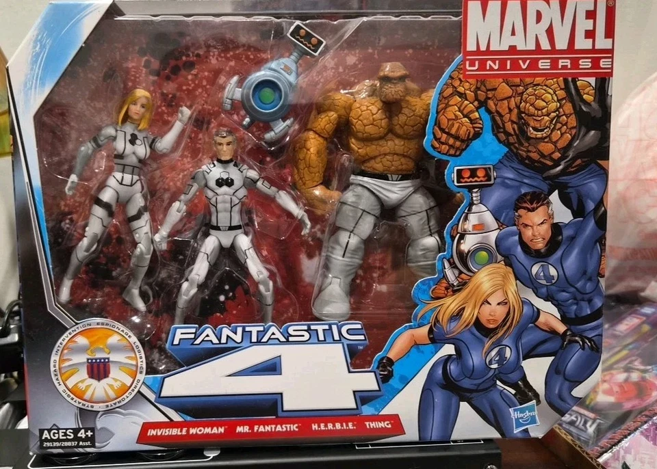 Hasbro Marvel Universe Fantastic Four Paquete de 4 3,75 Figuras NUEVO SELLADO HERBIE Foto 1 de 2